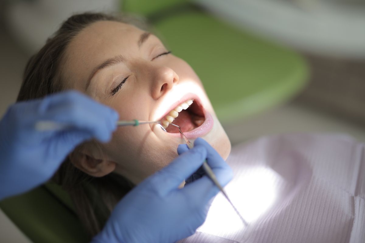 Full Mouth Reconstruction on the Gold Coast: What It Involves and Who It Helps